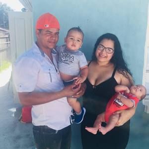 Meet your Posher, Juan y betty